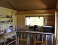 Glampingunterkunft: Zeltlodges 5x5 m Kochgelegenheit - Zelt Lodges Campingplatz Ammertal