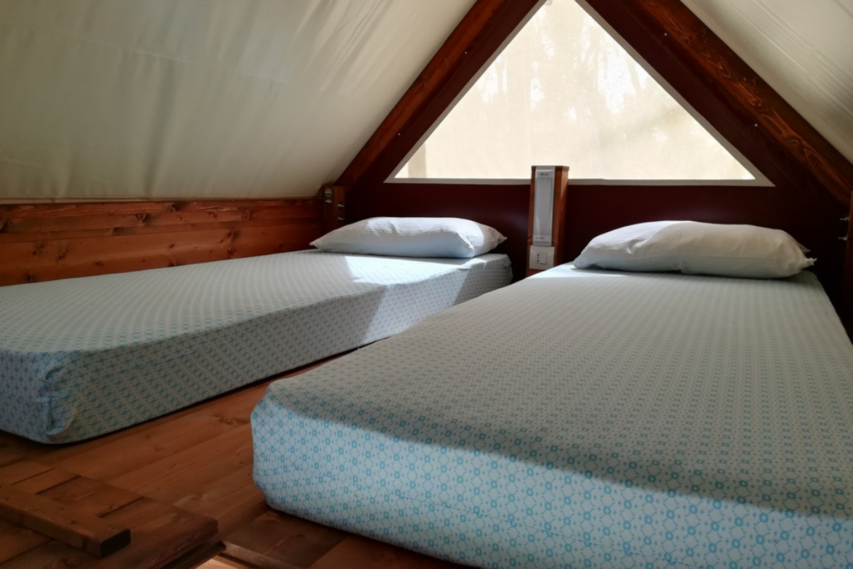 Camera da letto in aria