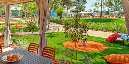 Luxuscamping - TV - Novigrad - Camping Resort Lanterna - Meinmobilheim Maro Premium Family auf dem Lanterna Premium Camping Resort