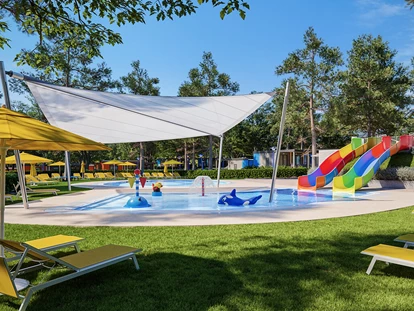 Luxury camping - getrennte Schlafbereiche - Camping Resort Lanterna - Meinmobilheim Maro Premium Family auf dem Lanterna Premium Camping Resort