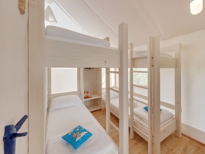 Luxury camping - getrennte Schlafbereiche - Tar - Camping Resort Lanterna - Meinmobilheim Maro Premium Glampingzelt auf dem Lanterna Premium Camping Resort