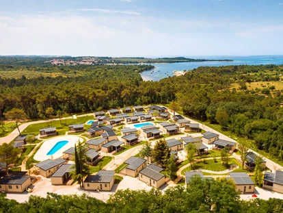 Luxury camping - TV - Croatia - Campingplatz Santa Marina - Meinmobilheim Premium Relax auf dem Boutique Campingplatz Santa Marina