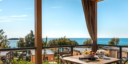 Luxuscamping - Funtana - Istra Premium Camping Resort - Meinmobilheim Bella Vista Premium Camping Chalet auf dem Istra Premium Camping