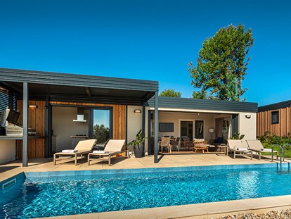 Luxuscamping - Funtana - Istra Premium Camping Resort - Meinmobilheim Bella Vista Deluxe Villa auf dem Istra Premium Camping Resort