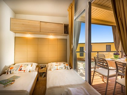 Luxury camping - Preisniveau: exklusiv - Funtana - Istra Premium Camping Resort - Meinmobilheim Bella Vista Premium Family auf dem Istra Premium Camping Resort 