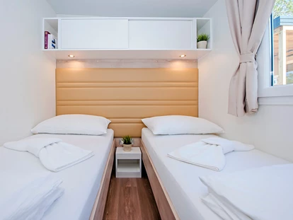 Luxuscamping - Klimaanlage - Campingplatz Puntica - Meinmobilheim Mediteran Premium auf dem Campingplatz Puntica