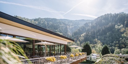 Luxuscamping - Sonnenliegen - Südtirol - Bozen - Sonnenterrasse mit Blick - Camping Passeier Camping Passeier