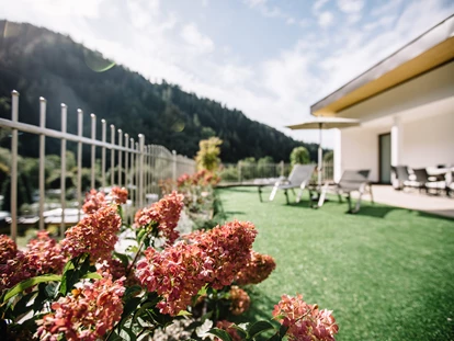 Luxuscamping - Kochmöglichkeit - Italien - Terrasse Apartment "Garten" - Camping Passeier Camping Passeier