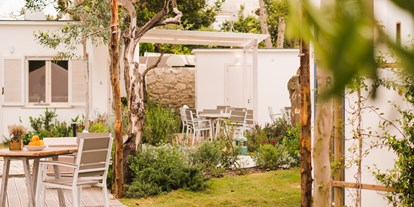 Luxuscamping - Art der Unterkunft: Lodgezelt - Napoli - Garten - Procida Camp & Resort - Procida Camp & Resort - GOOUTSIDE Procida Camp & Resort - La Caravella