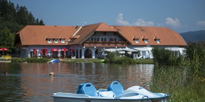 Luxuscamping - Österreich - Der Tretbootverleih für Lakeside Petzen Glamping Gäste ist kostenfrei. - Lakeside Petzen Glamping Resort Baumzelt im Lakeside Petzen Glamping
