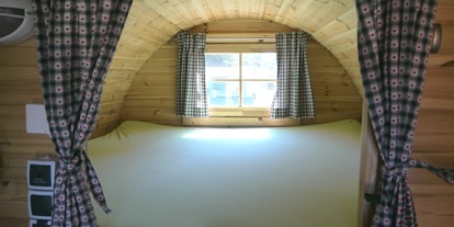 Luxuscamping - PLZ 86444 (Deutschland) - Im Fass befindet sich auch eine Steckdose, Heizung und Licht. - Lech Camping Schlaf-Fass bei Lech Camping