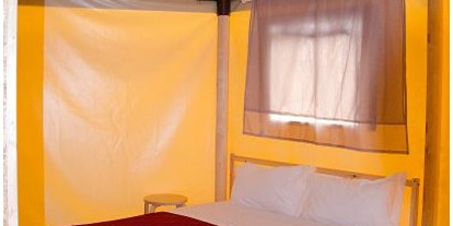 Luxuscamping - Campalto - Glamping-Zelte: Schlafzimmer mit Doppelbett - Camping Rialto Glampingzelte auf Camping Rialto