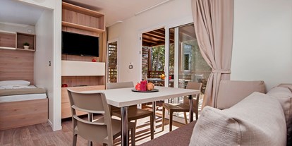 Luxuscamping - Terrasse - Istrien - CampingIN Park Umag - Meinmobilheim Mediteran Premium auf dem CampingIN Park Umag