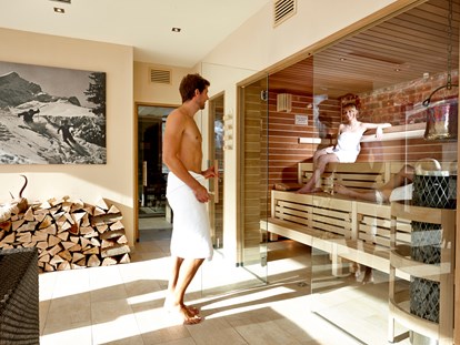 Luxuscamping - Preisniveau: gehoben - Bio- und Finnische Sauna - Camping Resort Zugspitze Berghütten Premium im Camping Resort Zugspitze