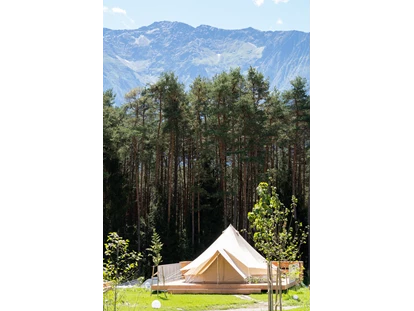 Luxury camping - Preisniveau: gehoben - Tiroler Oberland - Glampingzelt mit privater Holzterrasse in idyllischer Lage - Camping Gerhardhof Sonnenplateau Camping Gerhardhof