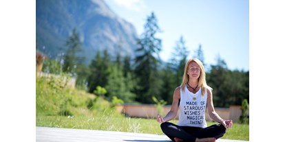 Luxuscamping - Tiroler Oberland - Neue Yoga Plattform im Wald - Camping Gerhardhof Sonnenplateau Camping Gerhardhof
