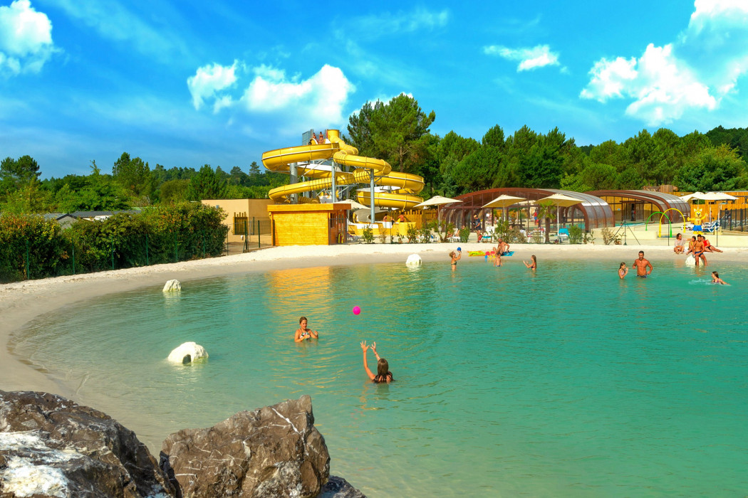 Luksuzno kampiranje - Mobilheim Moda 6 Personen 3 Zimmer Klimaanlage 2 Badezimmer von Vacanceselect auf Camping Les Vignes