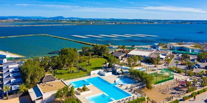 Luxuscamping - Languedoc-Roussillon - Camping Le Palavas - Vacanceselect Mobilheim Privilege Club 4 Personen 2 Zimmer Whirlpool  von Vacanceselect auf Camping Le Palavas