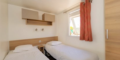 Luxuscamping - Klimaanlage - Montpellier - Camping Le Palavas - Vacanceselect Mobilheim Privilege Club 4 Personen 2 Zimmer Whirlpool  von Vacanceselect auf Camping Le Palavas
