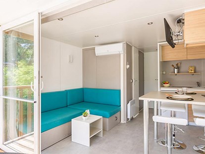 Luxury camping - Heizung - Les Mathes - Camping La Pinède - Vacanceselect Mobilheim Privilege Club 4 Personen 2 Zimmer  von Vacanceselect auf Camping La Pinède