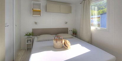 Luxuscamping - Heizung - Bouches du Rhône - Camping Verdon Parc - Vacanceselect Mobilheim Privilege 6 Personen 3 Zimmer von Vacanceselect auf Camping Verdon Parc