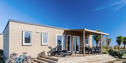 Luxuscamping - Dusche - Frankreich - Camping Les Dunes - Vacanceselect Mobilheim Privilege Club 6 Personen 3 Zimmer  von Vacanceselect auf Camping Les Dunes