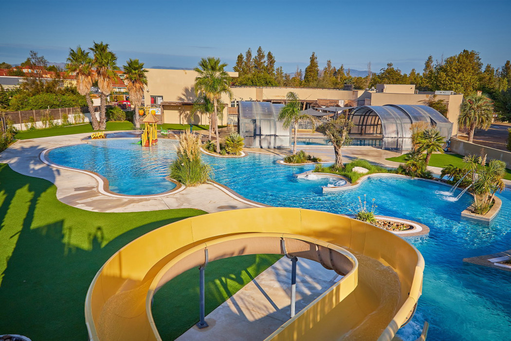 Camping de lujo - Mobilheim Privilege Club 6 Personen 3 Zimmer Whirlpool von Vacanceselect auf Camping Les Dunes