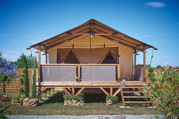 Luxe kamperen - Catalonië - Camping Valldaro - Vacanceselect Ecoluxe Zelt 4/5 Personen 2 Zimmer von Vacanceselect auf Camping Valldaro