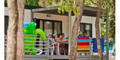 Luxuscamping - Kochmöglichkeit - Zadar - Šibenik - Camping Solaris - Vacanceselect Mobilheim Moda 6 Personen 3 Zimmer Klimaanlage Geschirrspüler von Vacanceselect auf Camping Solaris