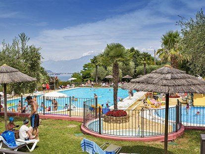 Luxuscamping - Italien - Camping Weekend - Vacanceselect Cubesuite 2/3 Personen von Vacanceselect auf Camping Weekend