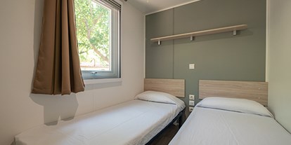 Luxuscamping - WC - Katalonien - Camping Kings - Vacanceselect Mobilheim Moda 6 Personen 3 Zimmer Klimaanlage von Vacanceselect auf Camping Kings