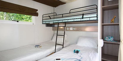Luxury camping - Klimaanlage - Camping Baia Blu La Tortuga - Vacanceselect Hybridlodge Clever 4/5 Pers 2 Zimmer Badezimmer von Vacanceselect auf Camping Baia Blu La Tortuga