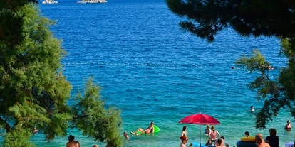 Luxuscamping - Sonnenliegen - Split - Dubrovnik - Camping Vranjica Belvedere - Gebetsroither Luxusmobilheim von Gebetsroither am Camping Vranjica Belvedere