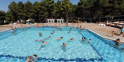Luxuscamping - Sonnenliegen - Dalmatien - Zaton Holiday Resort - Gebetsroither Luxusmobilheim von Gebetsroither am Zaton Holiday Resort