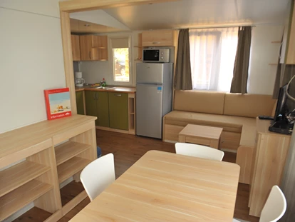 Luxury camping - Kochmöglichkeit - Croatia - Camping Nevio - Gebetsroither Luxusmobilheim von Gebetsroither am Camping Nevio