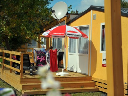 Luxuscamping - Kochmöglichkeit - Slowenien - Camping Village Terme Čatež - Gebetsroither Luxusmobilheim von Gebetsroither am Camping Village Terme Čatež