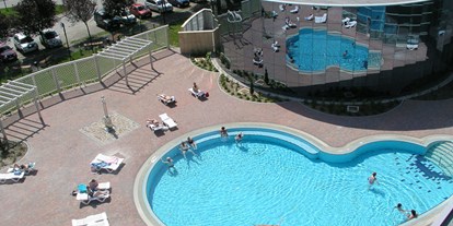 Luxuscamping - Gebetsroither - Slowenien - Camping Village Terme Čatež - Gebetsroither Luxusmobilheim von Gebetsroither am Camping Village Terme Čatež