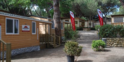 Luxuscamping - Gartenmöbel - Toskana - Camping Le Esperidi - Gebetsroither Luxusmobilheim von Gebetsroither am Camping Le Esperidi