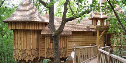 Luxuscamping - Art der Unterkunft: Baumhaus - chateaux dans les arbres- cabane puybeton - Chateaux Dans Les Arbres Chateaux Dans Les Arbres