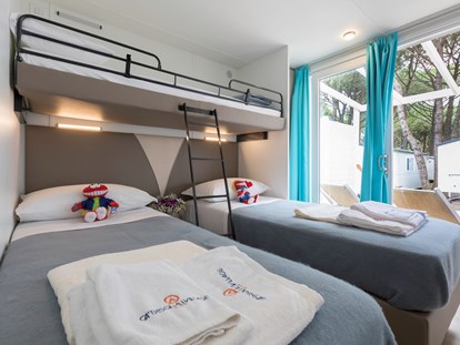 Luxury camping - getrennte Schlafbereiche - Veneto - Kinderbettzimmer - Camping Ca' Pasquali Village Mobilheim Laguna Platinum auf Camping Ca' Pasquali Village