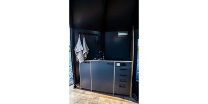 Luxuscamping - WC - Schweden - Kleine Küchenzeile - Laponia Sky Hut Laponia Sky Hut