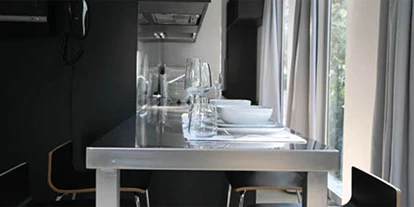 Luxury camping - Kochmöglichkeit - Italy - Union Lido - Suncamp Camping Suite MV Collection auf Union Lido