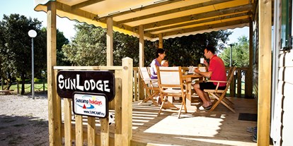 Luxury camping - Kochmöglichkeit - Roquebrune-sur-Argens - Camping Leï Suves - Suncamp SunLodges von Suncamp auf Camping Leï Suves