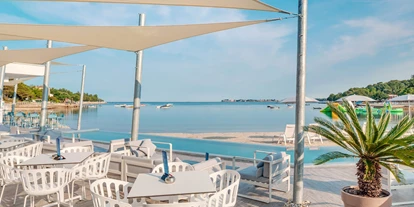 Luxury camping - Gartenmöbel - Istria - Camping Resort Lanterna - Suncamp Bungalowzelte von Suncamp auf Lanterna Premium Camping Resort ****