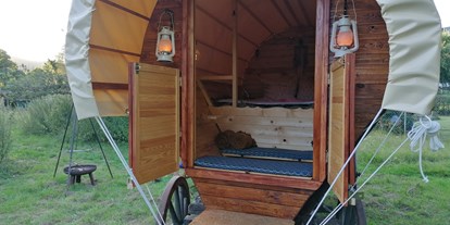 Luxuscamping - Art der Unterkunft: Zirkuswagen/Schäferwagen - Sauerland - Eingangsbereich - Ecolodge Hinterland Western Lodge
