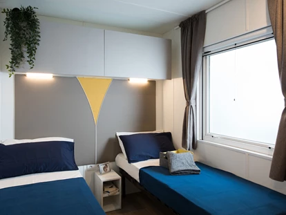 Luxury camping - TV - Mittelmeer - Camping dei Fiori  Mobilheim Superior Alloro auf Camping dei Fiori