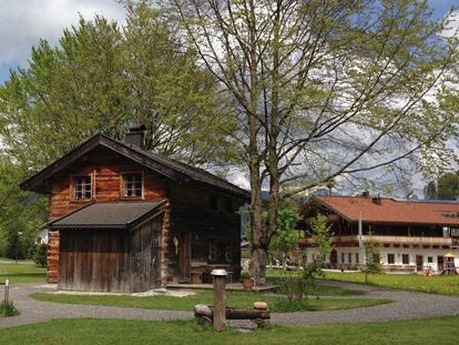 Luxury camping - Sonnenliegen - Austria - Steinbach Stube für 4-8 Personen - Grubhof Almhütte Steinbach Stube im Almdorf Grubhof