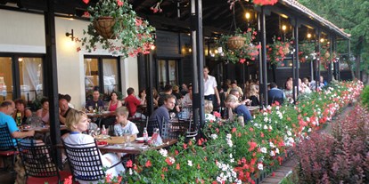Luxuscamping - Grill - Kvarner - Restaurant - Plitvice Holiday Resort Tipis auf Plitvice Holiday Resort