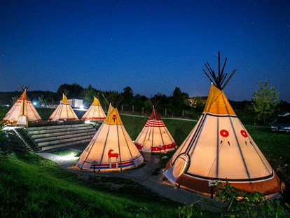 Luxury camping - Art der Unterkunft: Tipi - Kvarner - Tipi Zelten (Nacht) - Plitvice Holiday Resort Tipis auf Plitvice Holiday Resort