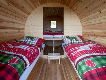 Luxury camping - Kühlschrank - Region Bodensee - Campingplatz Markelfingen Schlaf-Fass auf dem Campingplatz Markelfingen 